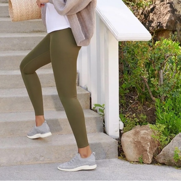 Life Stride Shoes - LifeStride Women's Esme 2 Round Toe Slip On Sneaker Size 8.5